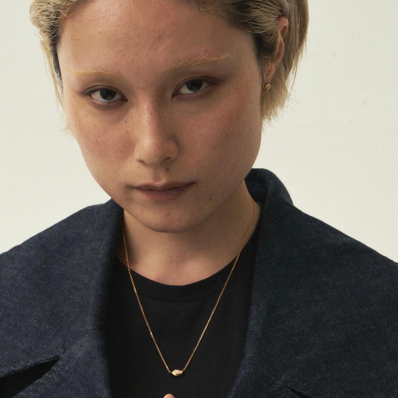 korōnē necklace.
