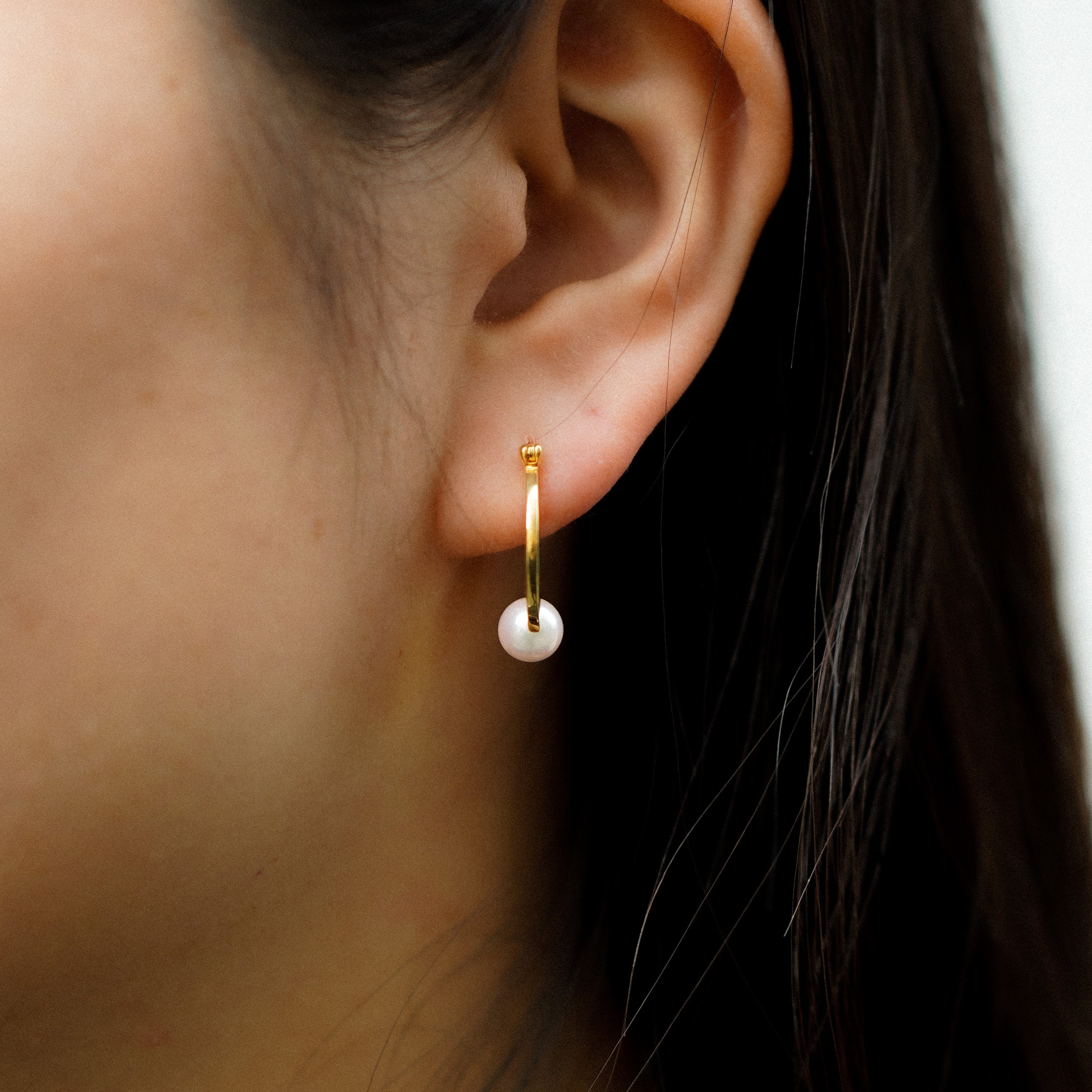 Lunatum Pearl Pierce.