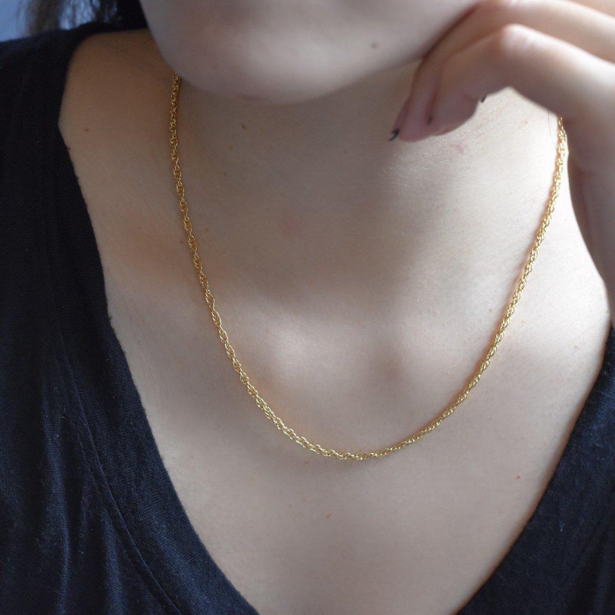 ROPE CHAIN NECKLACE.