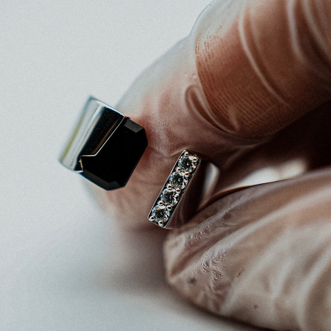 drought open black onyx ring.