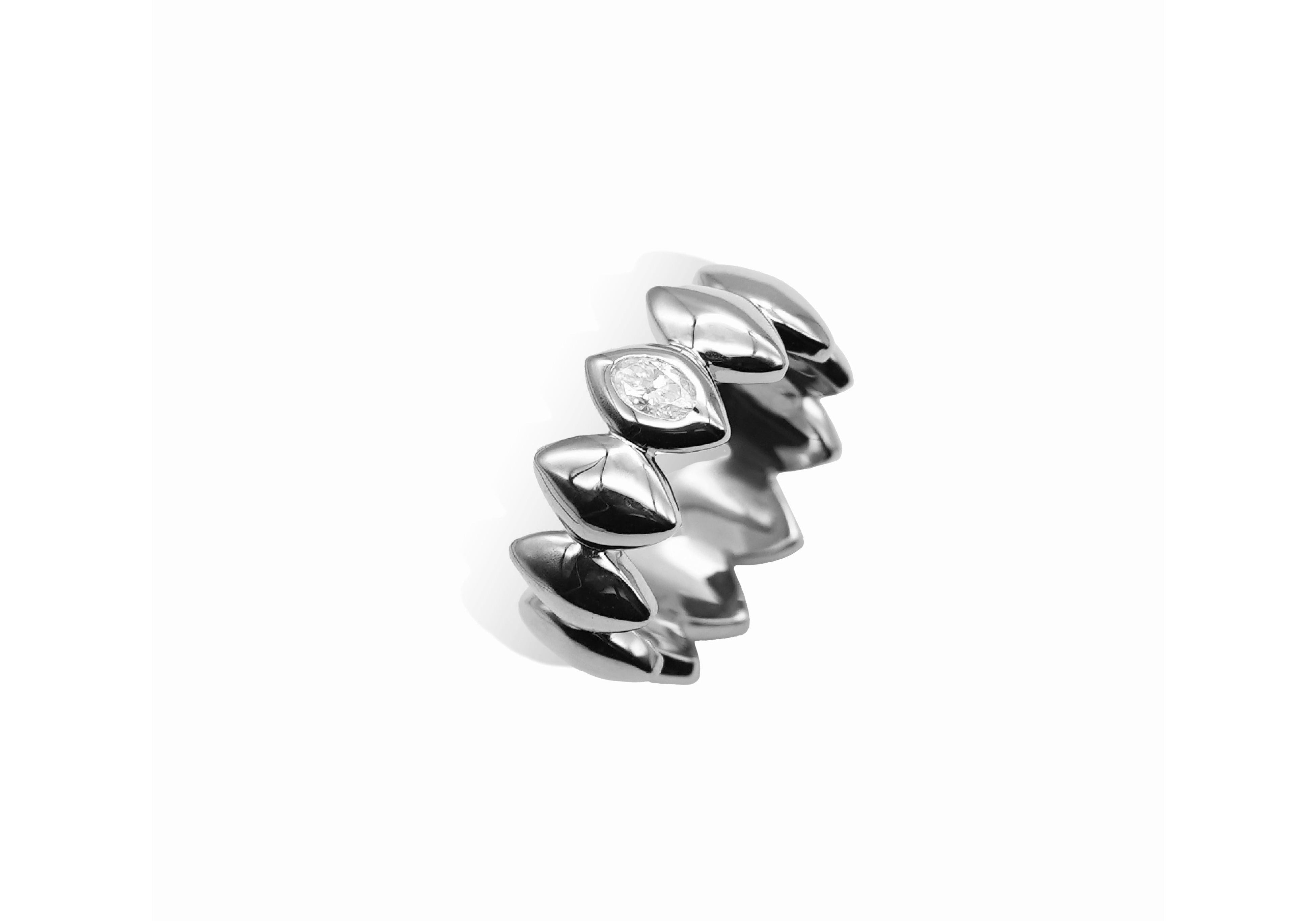 korōnē wide ring.