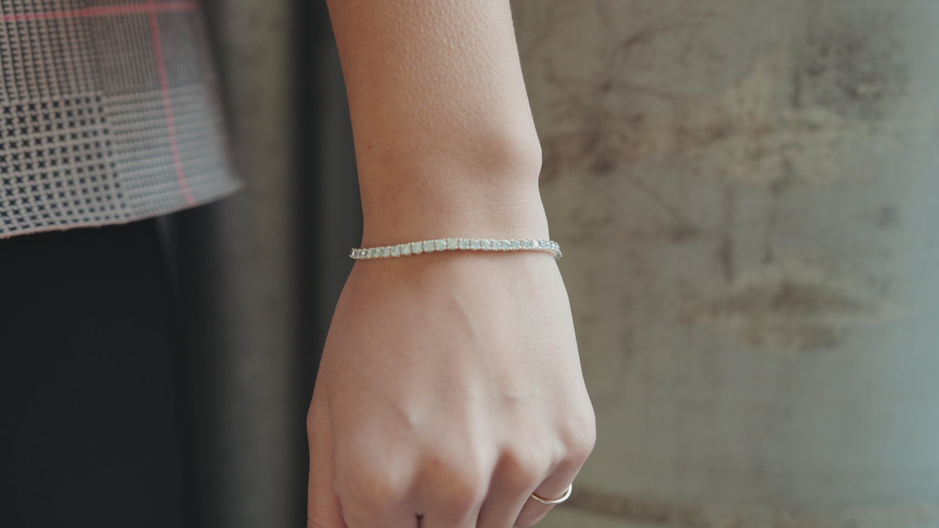 ポメラブ　3連ブレスレット Tennis Bracelet 3.0 with teal blue color Moissanite – GYPPHY