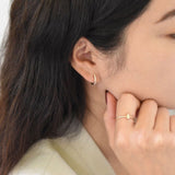 ミニハーフエタニティピアス