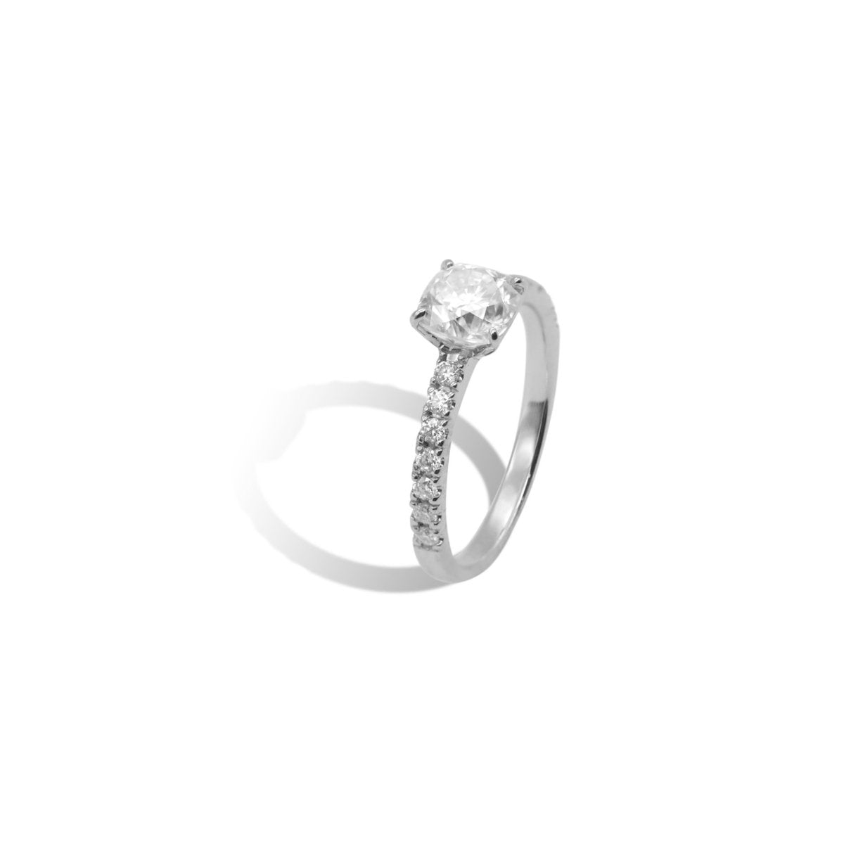 gypphy⭐︎ハーフエタニティリング クッションカットハーフエタニティリング 0.6ct – GYPPHY