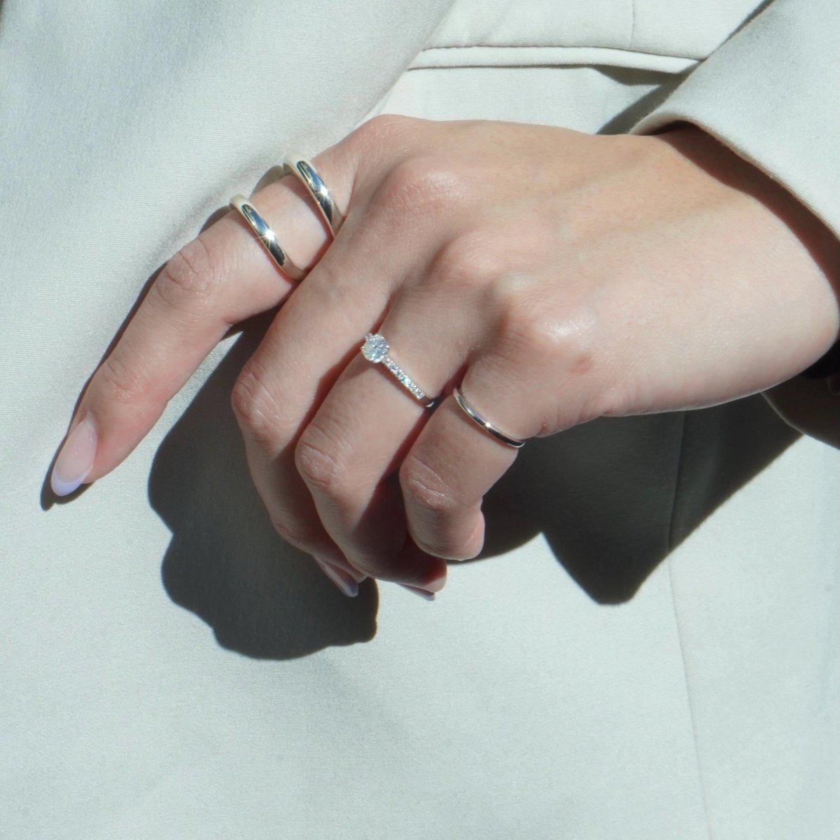 クッションカットハーフエタニティリング 0.6ct – GYPPHY