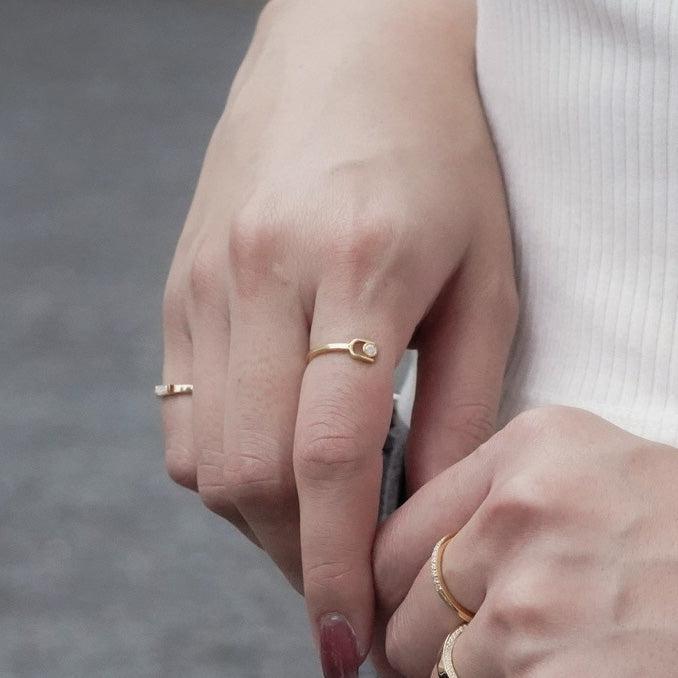 Pinch Ring.