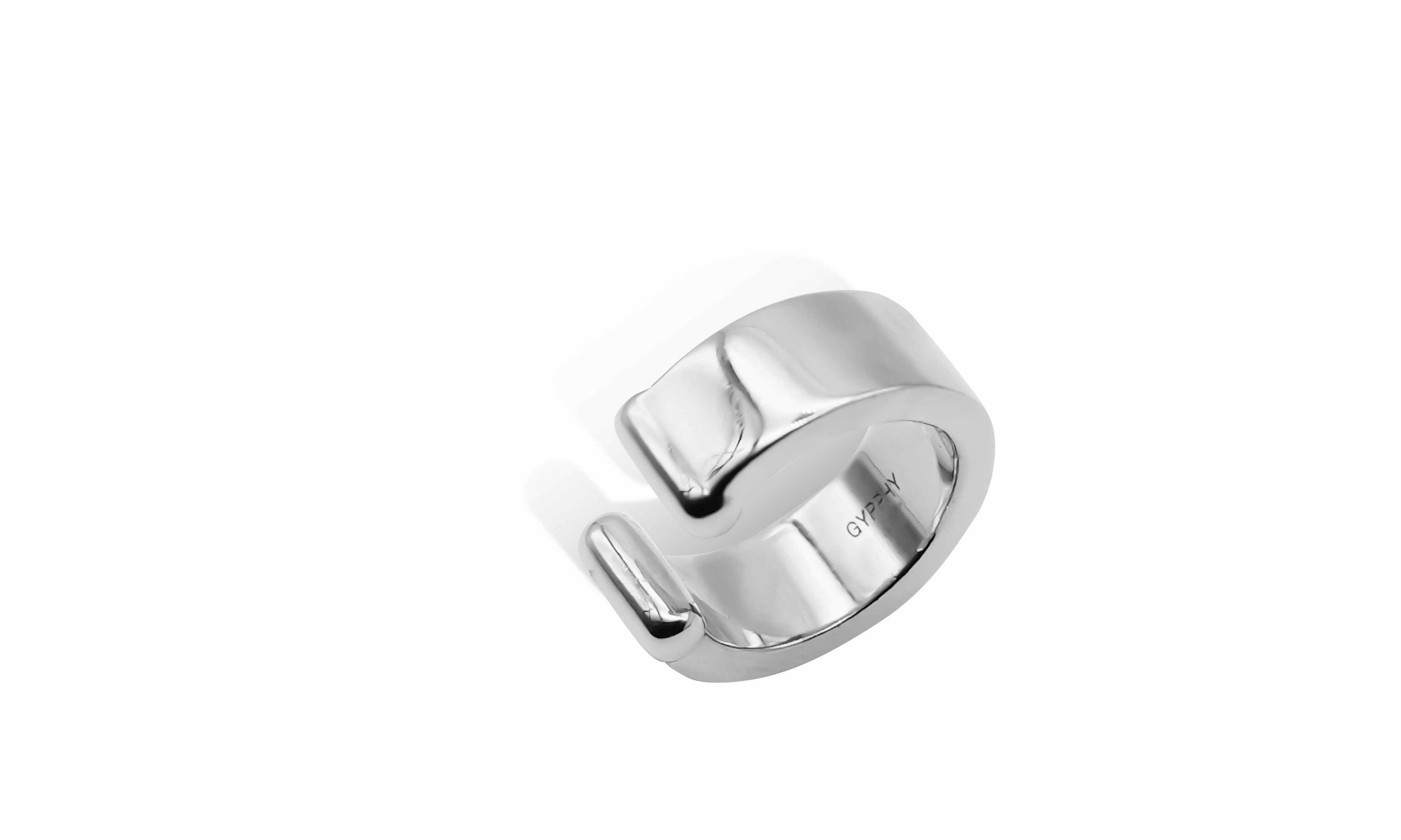 Wide Earcuff.
