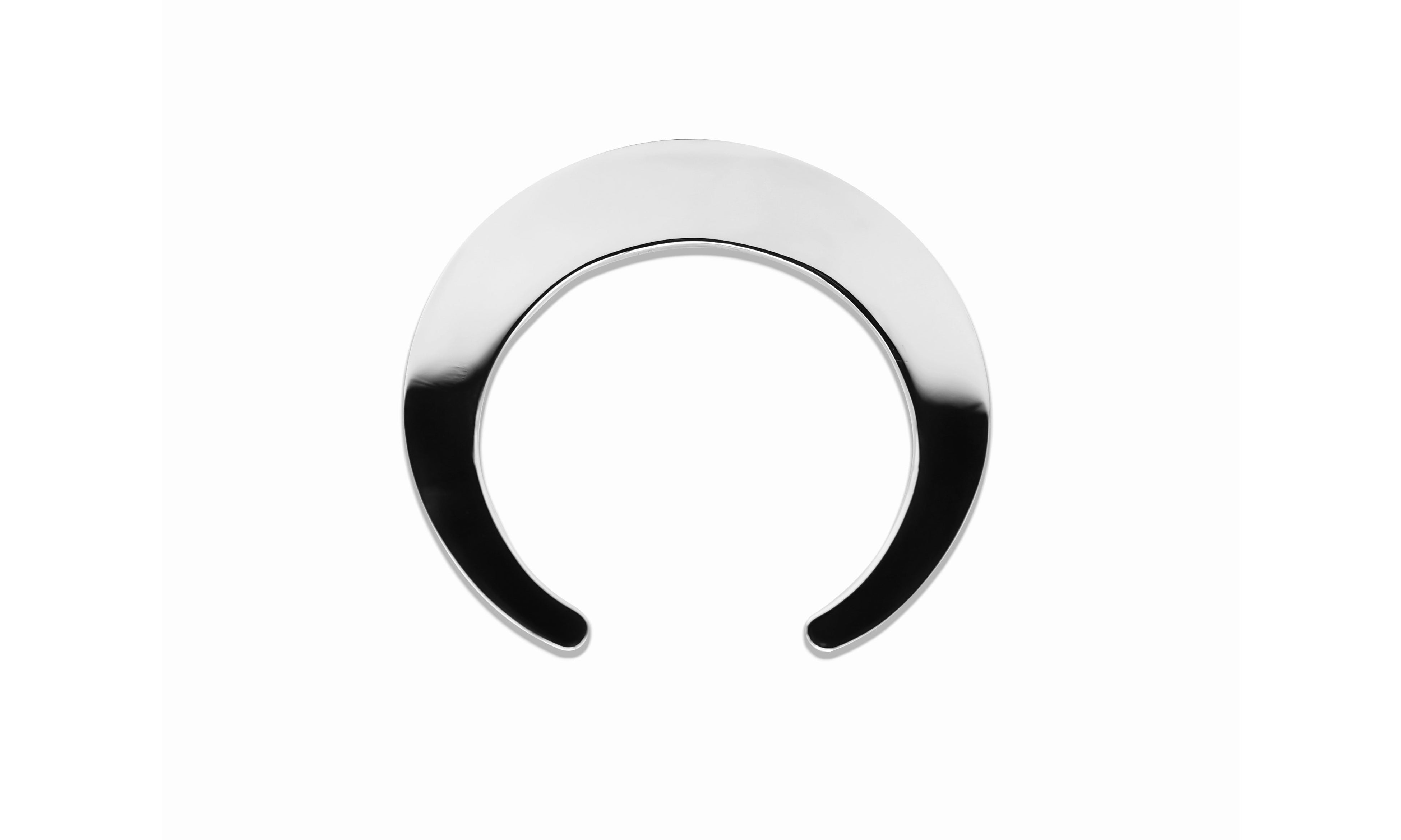 lunatum bangle.
