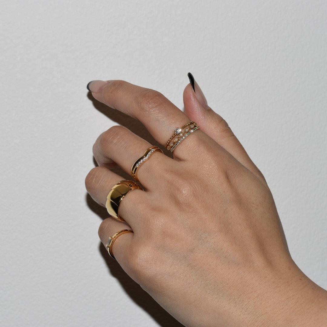 V Recta Ring.