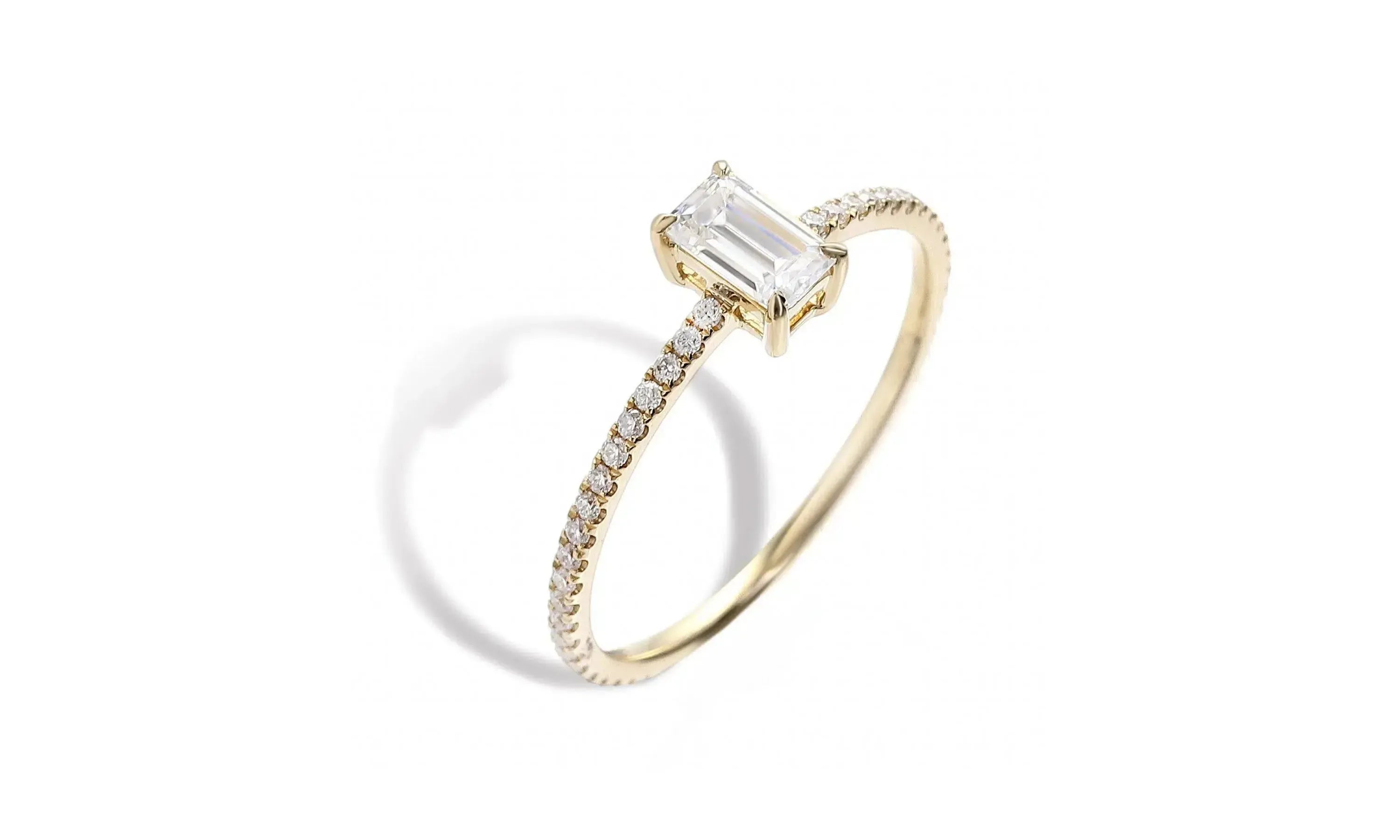 エメラルドモアサナイトフルエタニテイリング【Pinky Ring】.