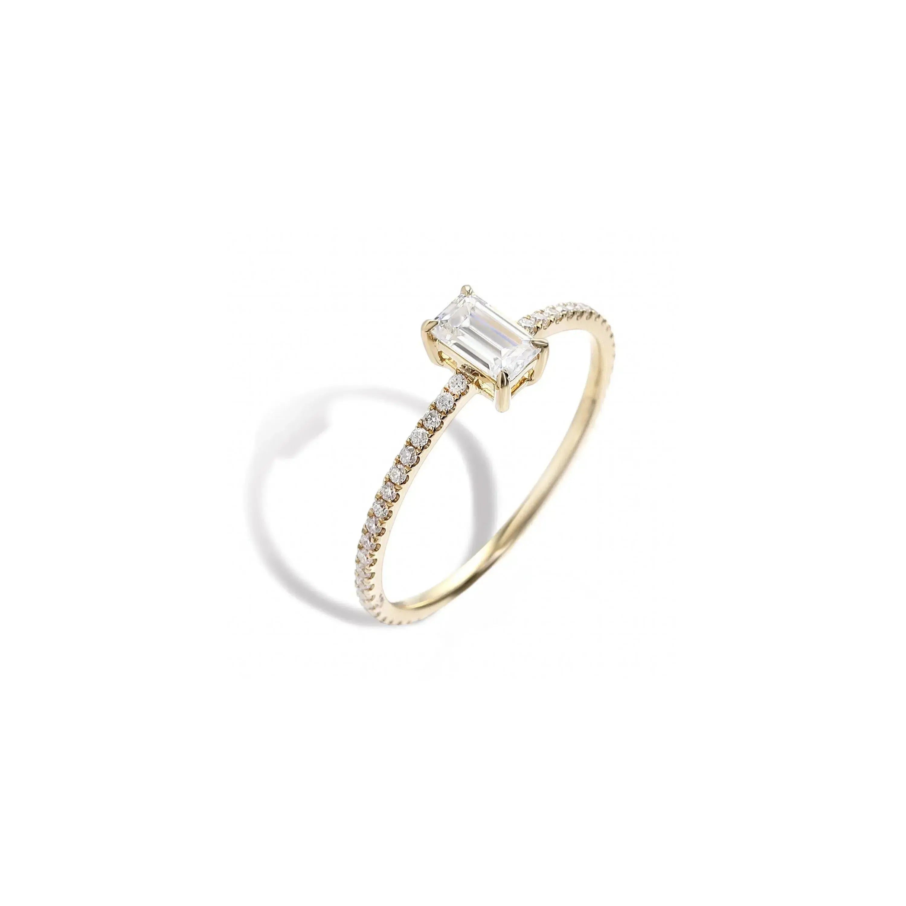 エメラルドモアサナイトフルエタニテイリング【Pinky Ring】.