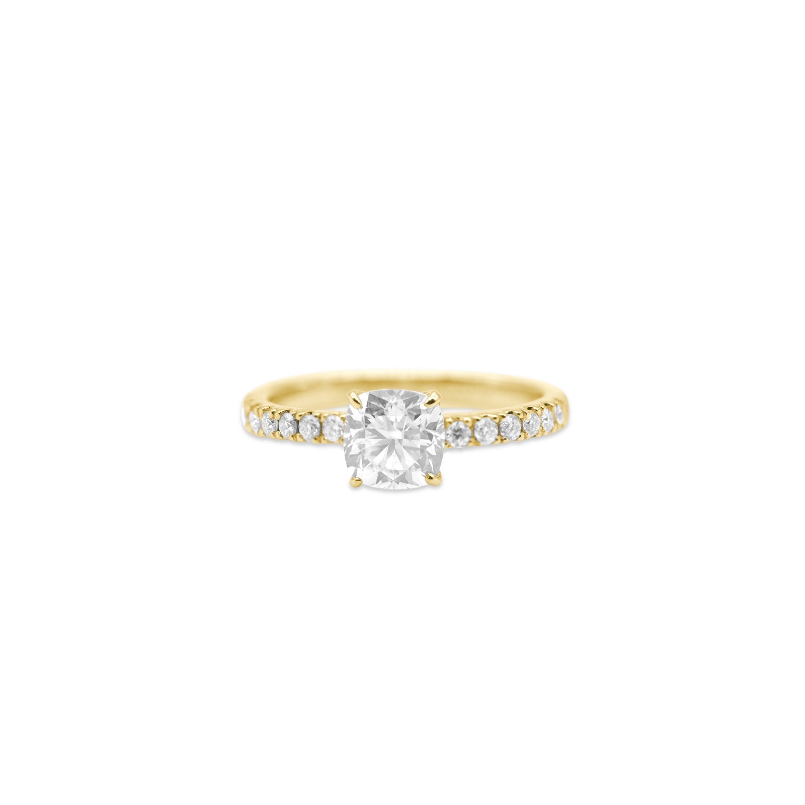 クッションカットハーフエタニティリング 0.6ct.