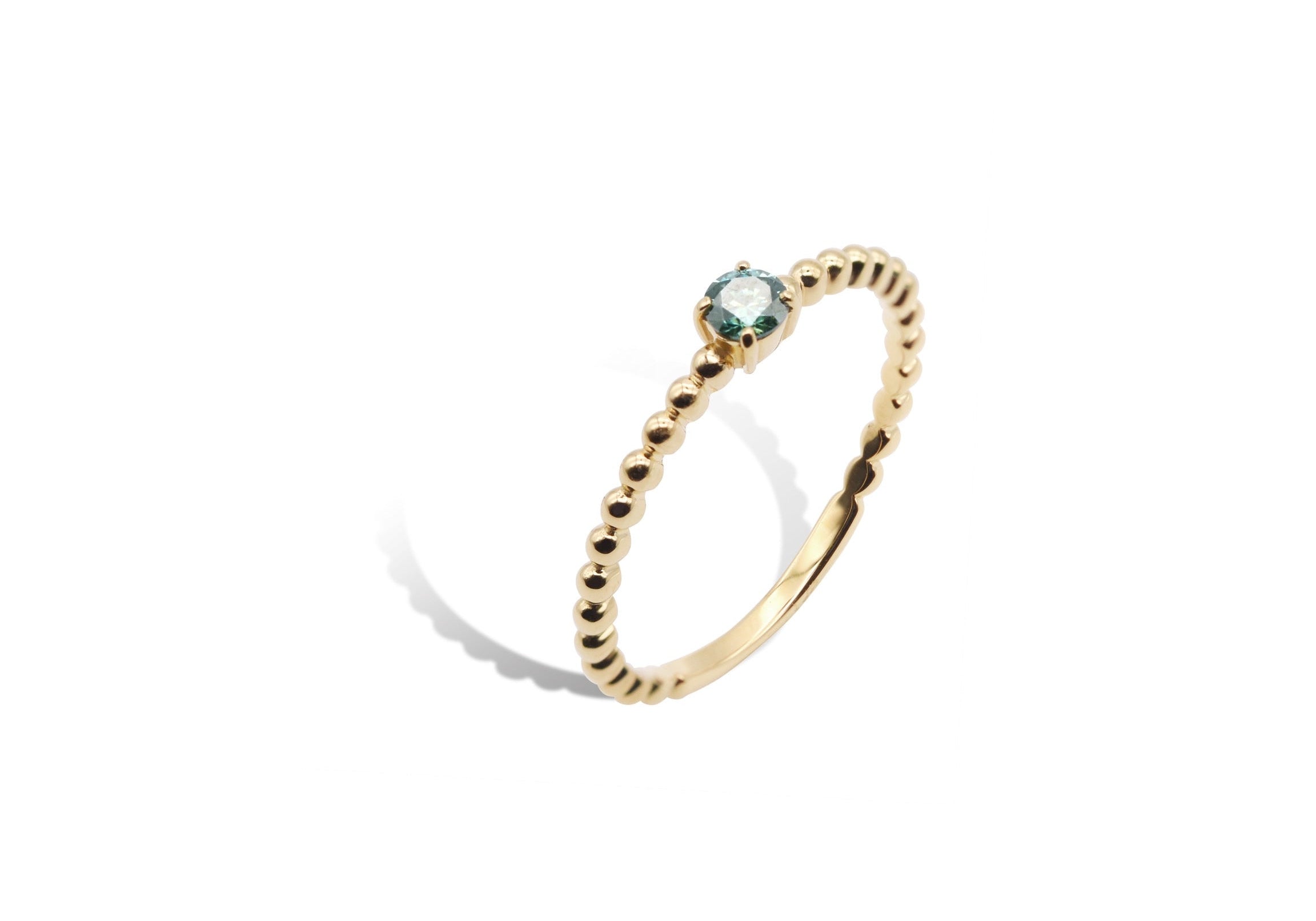 Moissanite Grano Ring with Green Moissanite.
