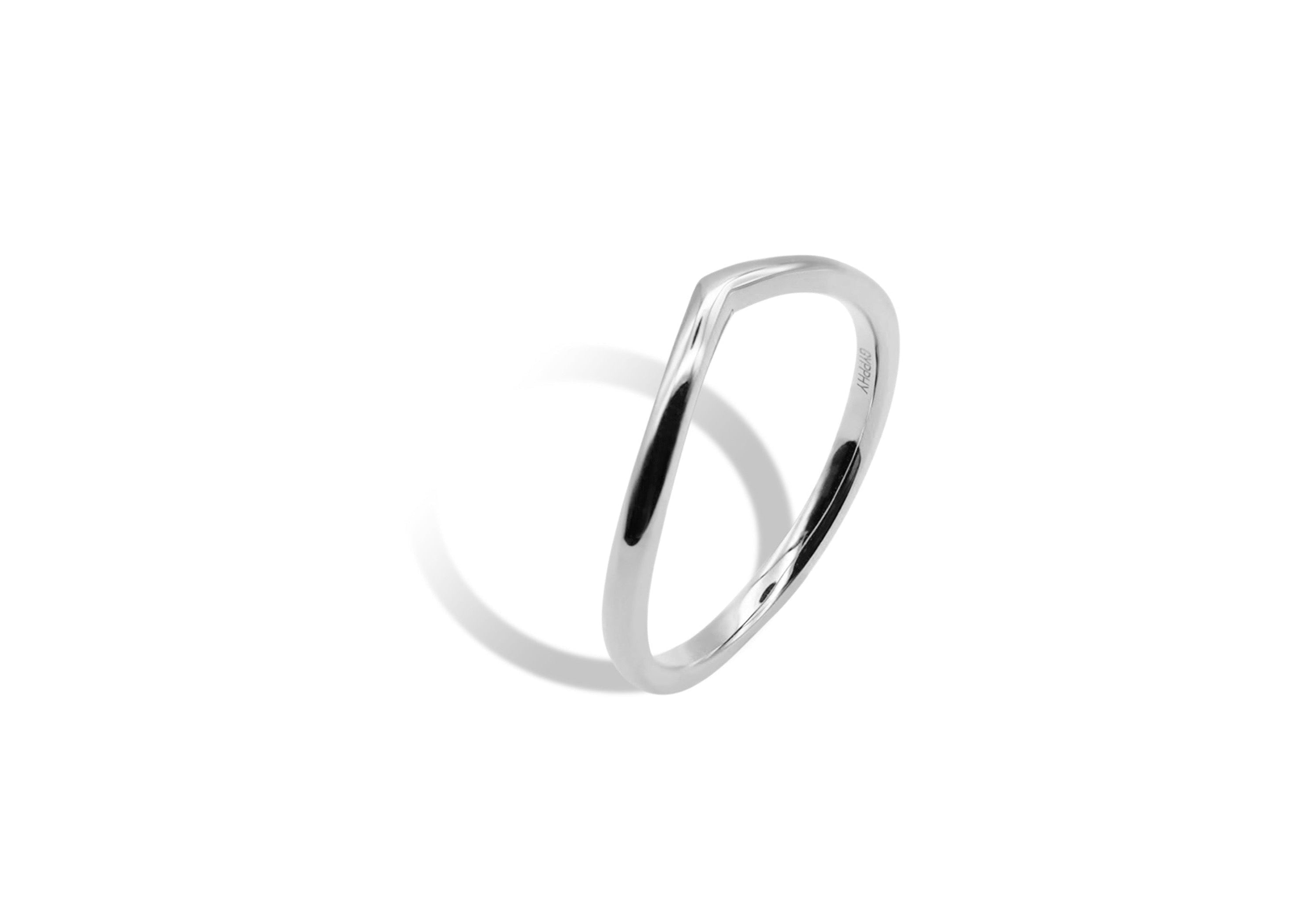 V Ring.