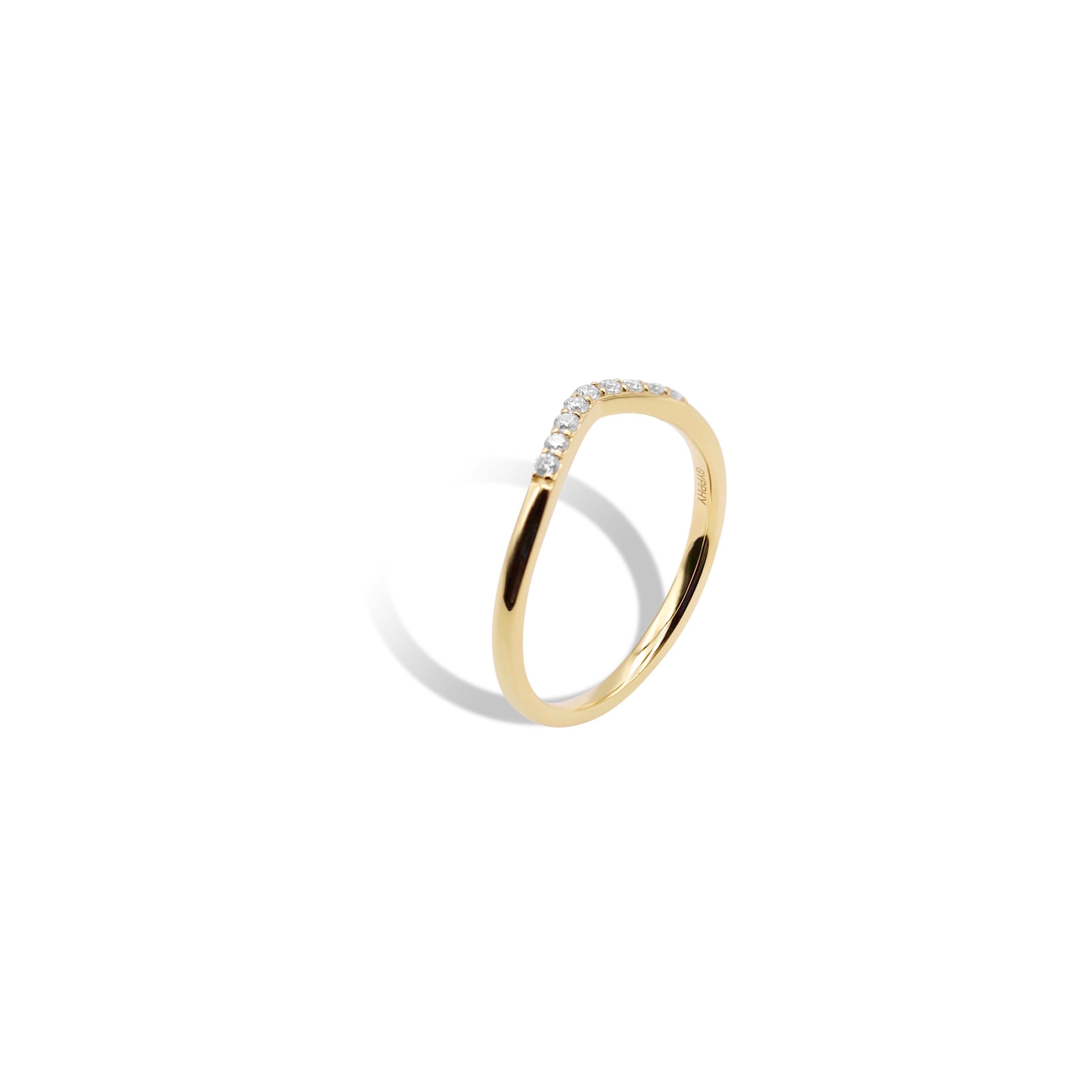 V Recta Ring.