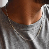 CHAIN NECKLACE.
