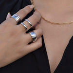 CHAIN NECKLACE.