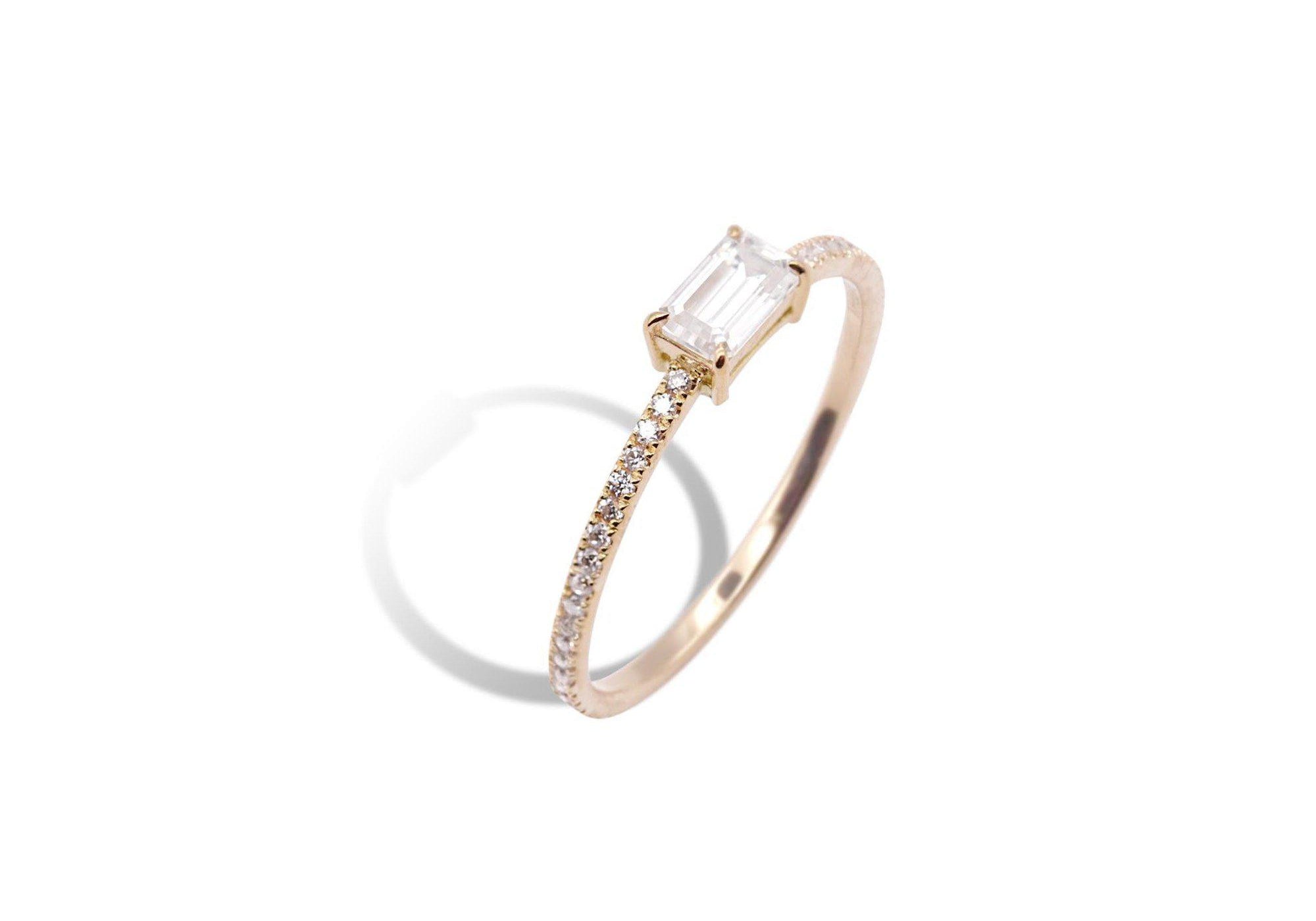 Emerald Moissanite Full Eternity Ring side ver.