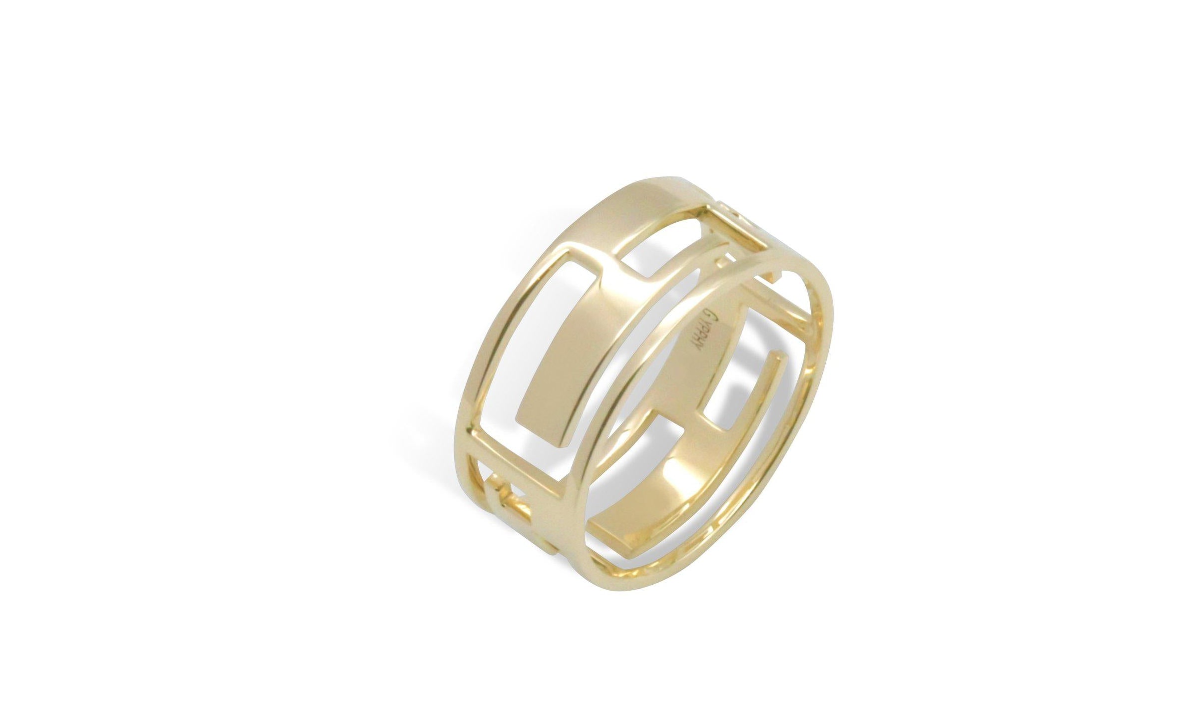 ICONIC G RING.