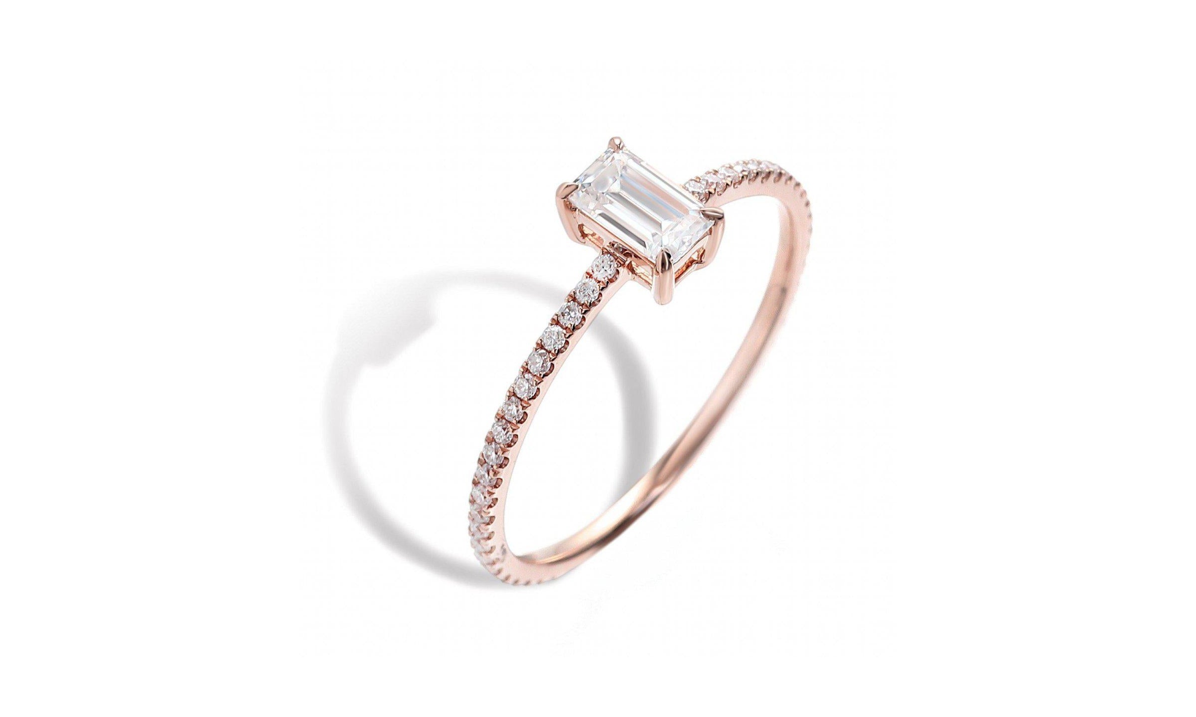 エメラルドモアサナイトフルエタニテイリング【Pinky Ring】.