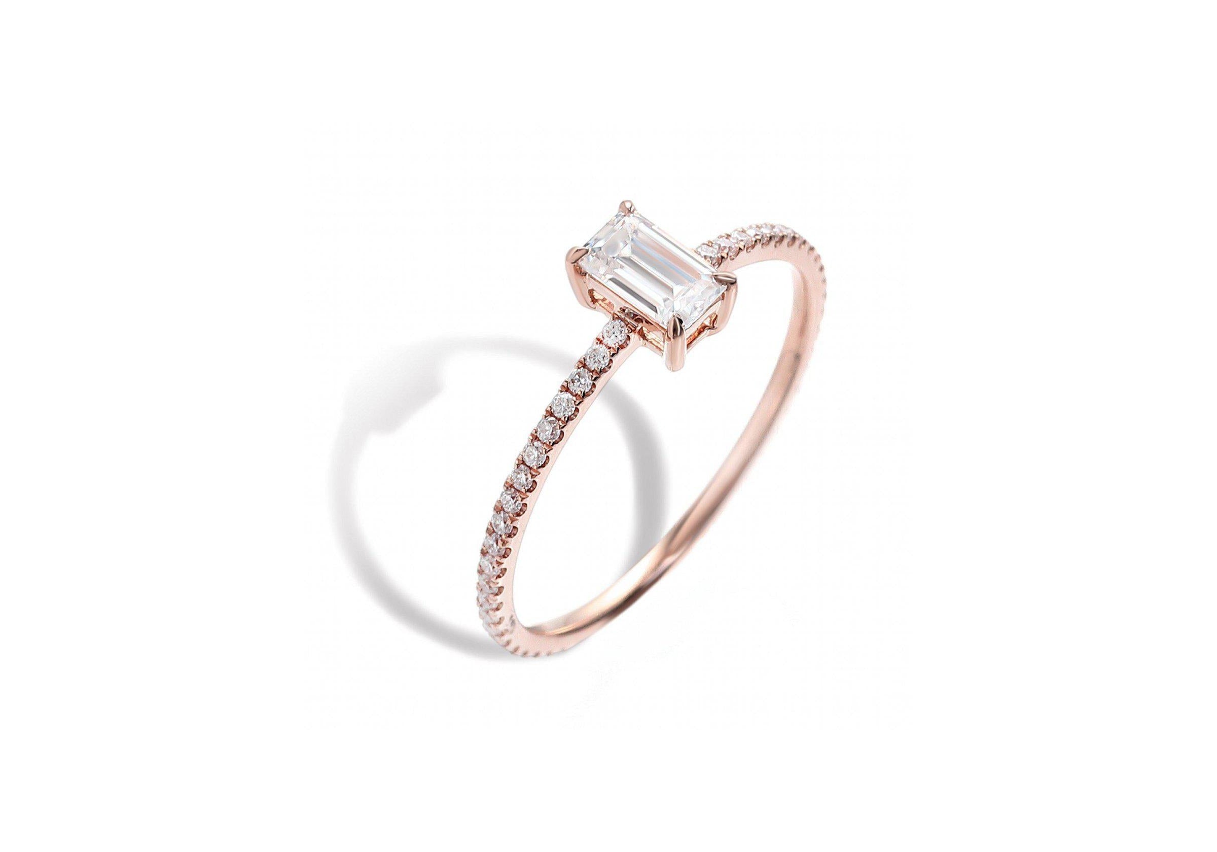 エメラルドモアサナイトフルエタニテイリング【Pinky Ring】.